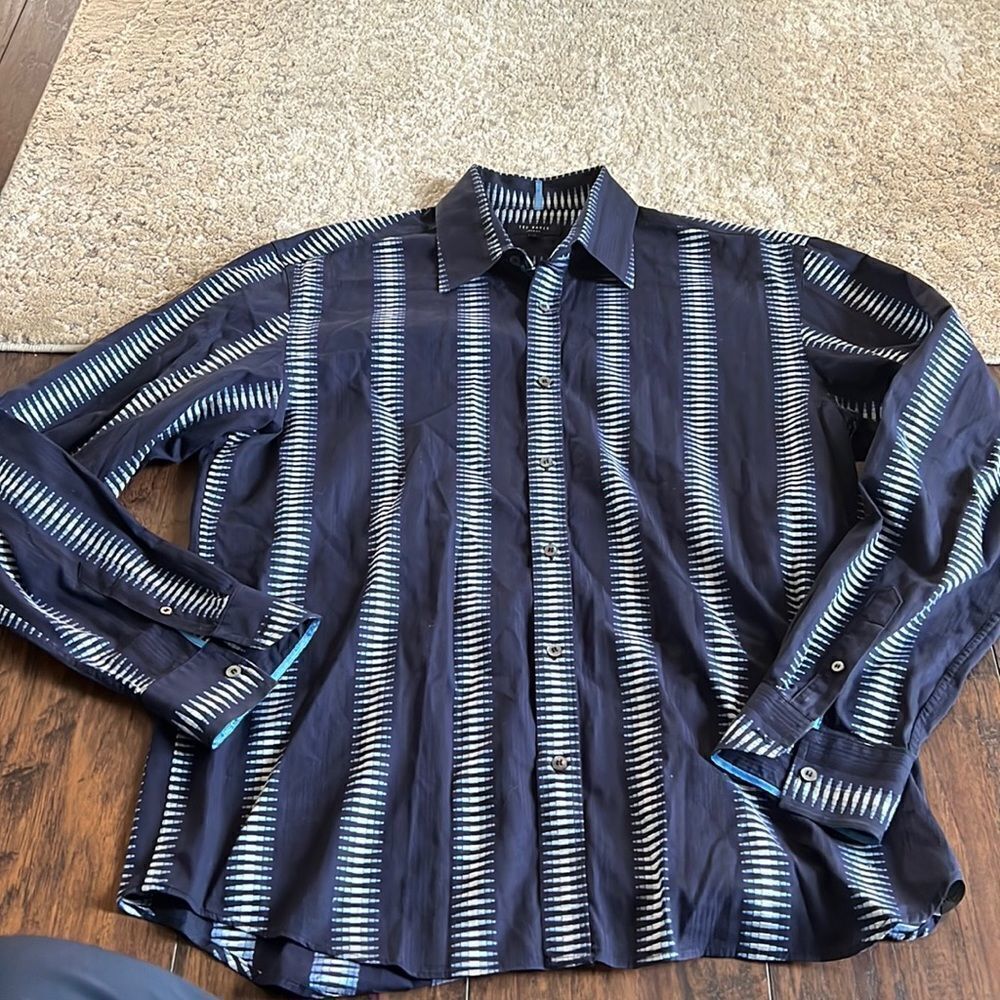 Ted baker casual shirt size XL embroidered design all over EUC unique stand out